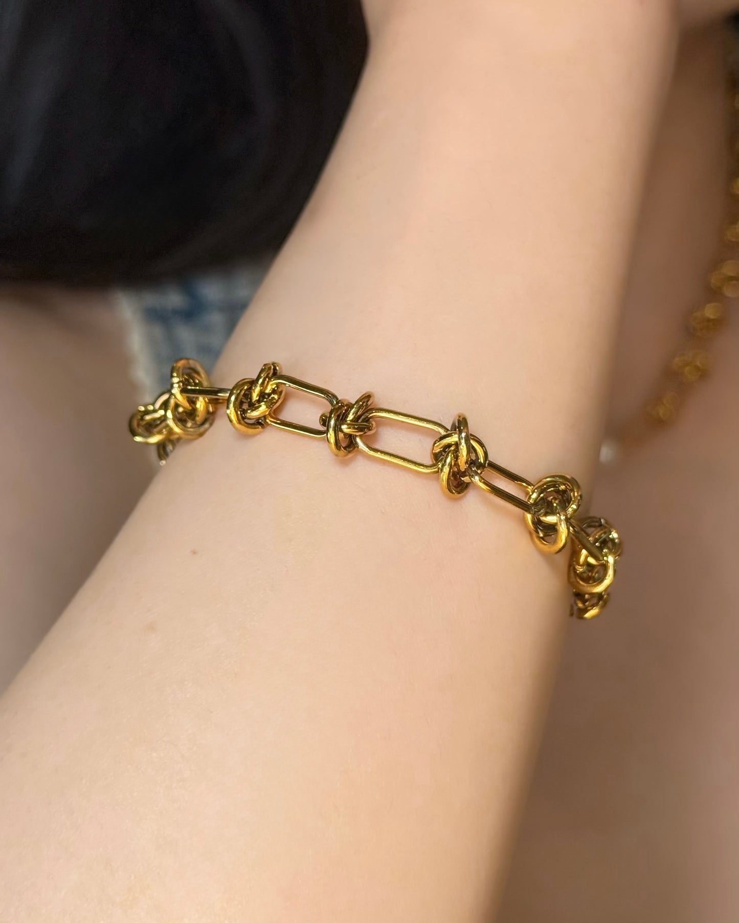 ALBA Knot Chain Bracelet