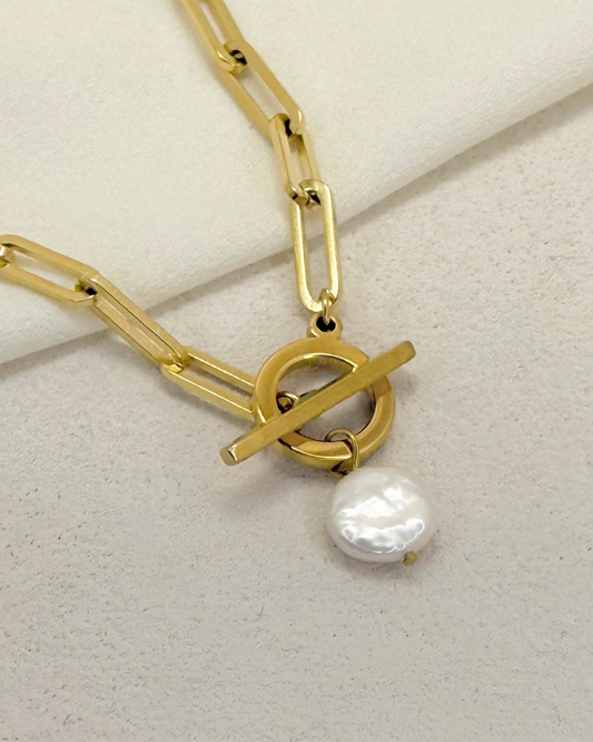 LUNA Paperclip Chain with Baroque Button Pearl Necklace